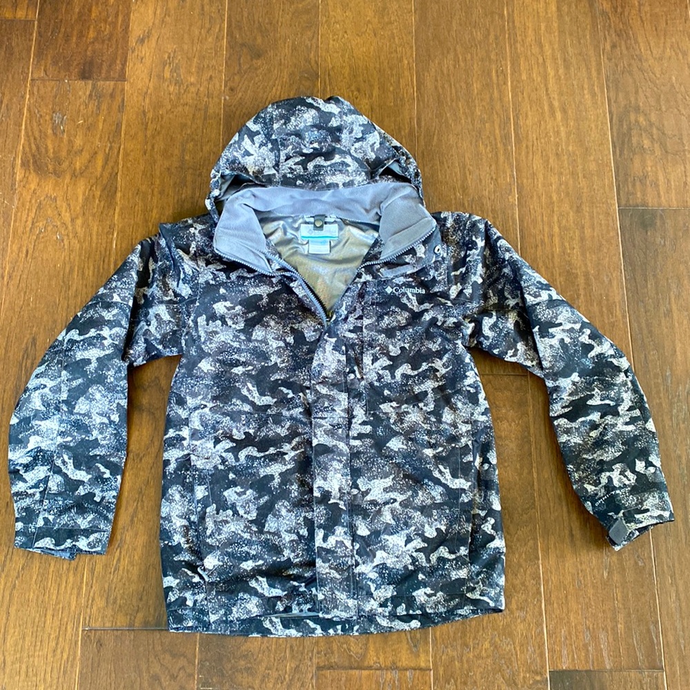 Boys columbia interchange coat outer layer only Large 14/16 great condition!